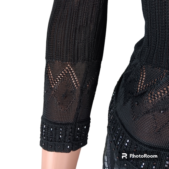 Phillip Chi black, hook front closure blouse - Picture 6 of 7